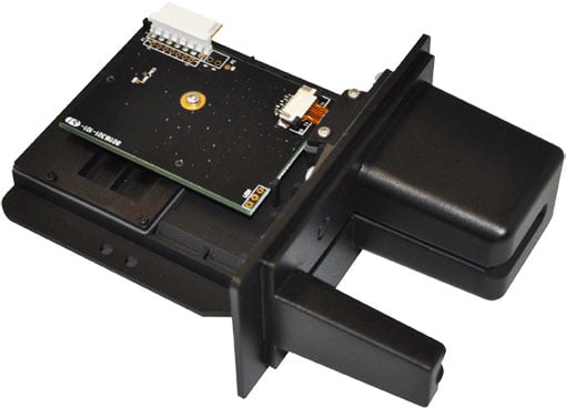 ID Tech SPTS-225-33-1NN0N-000 Credit Card Reader