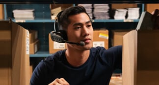 voice picking in the warehouse guide image